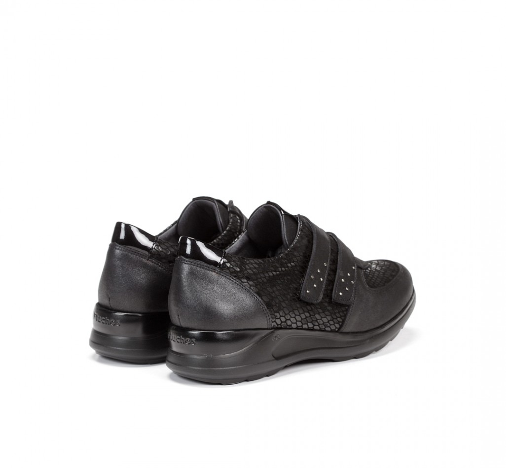 CLOE F0711 Black Sneakers