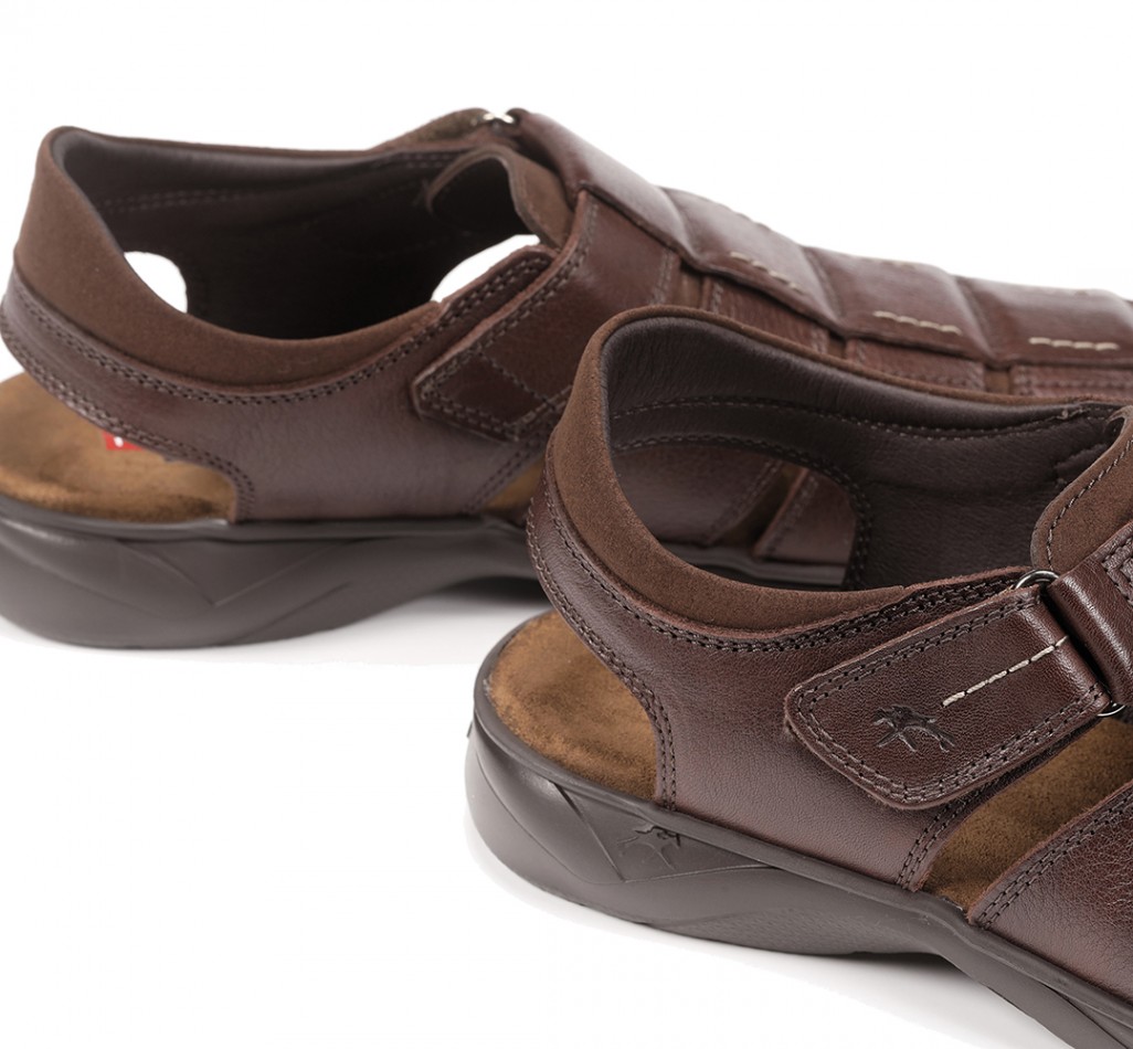 DOZER F0533 Sandale brune.