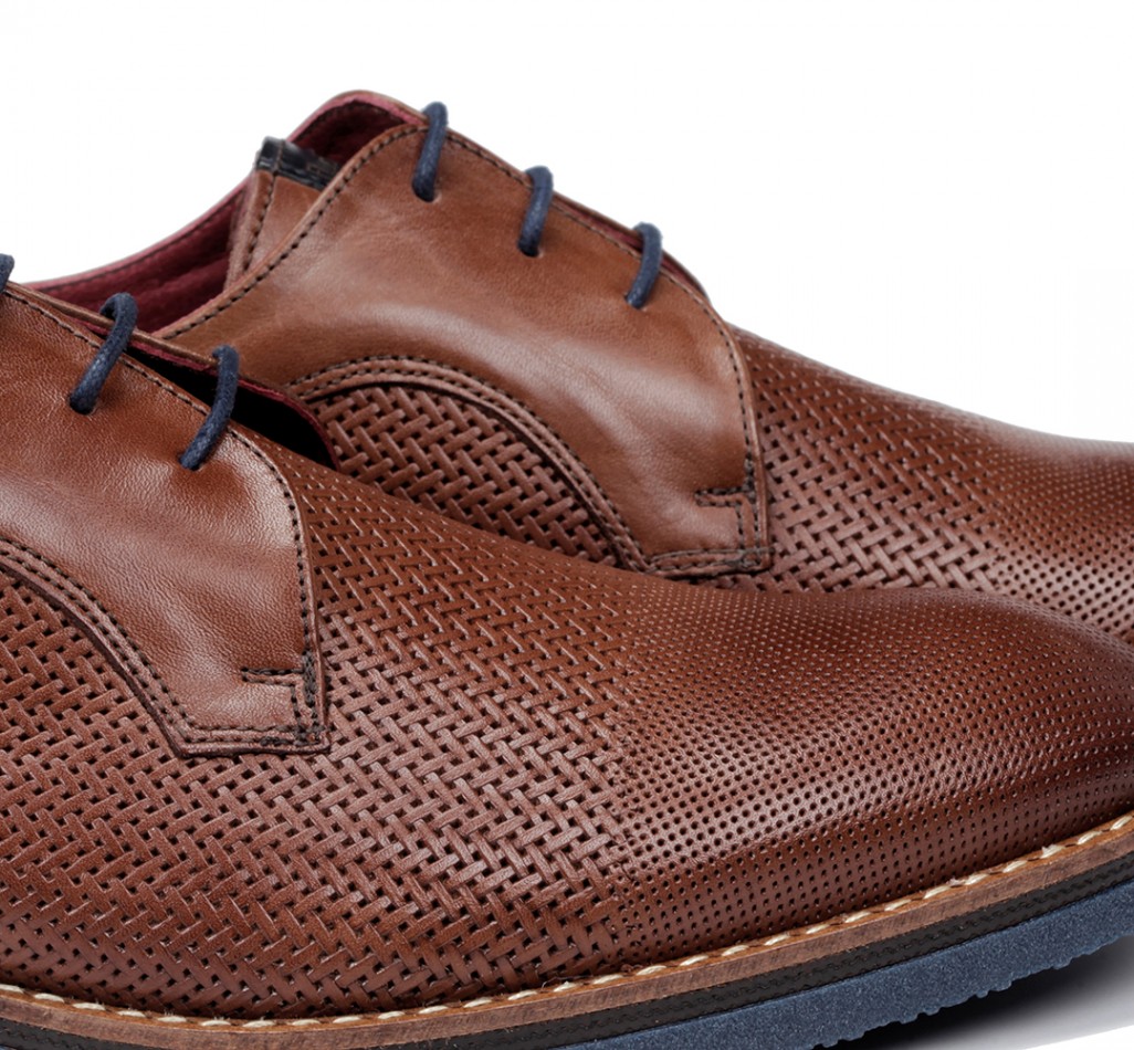 CLOONEY F0530 Chaussure de dentelle brune