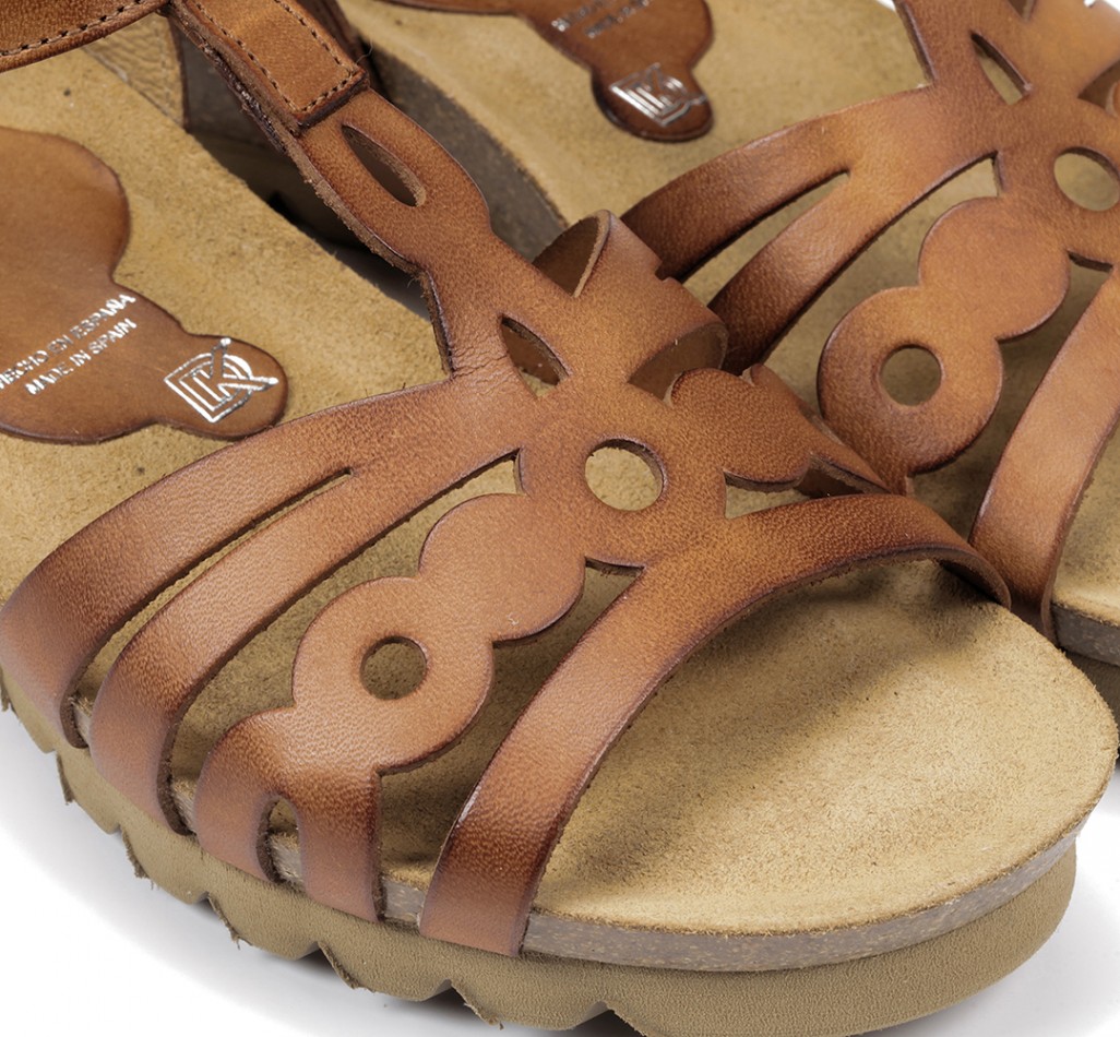 SUMMER D8158 Sandale de coin brun